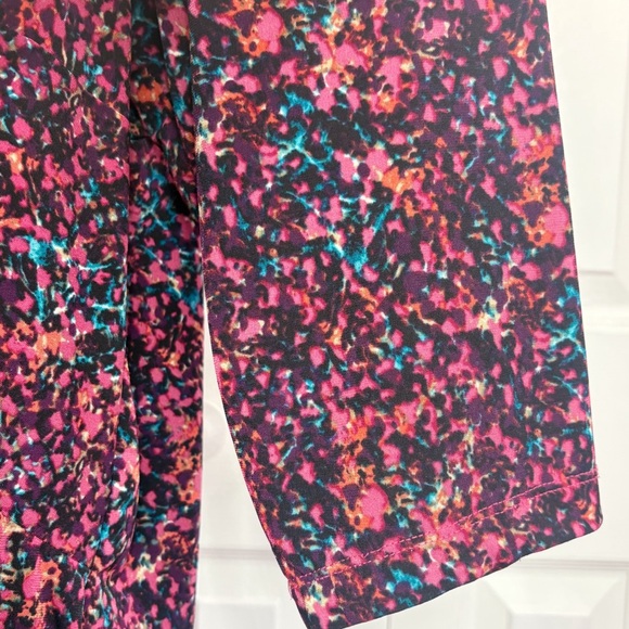 Daisy Fuentes Pink Multicolor Print Stretch Twist Front 3/4 Sleeve Top 2X - Picture 9 of 16
